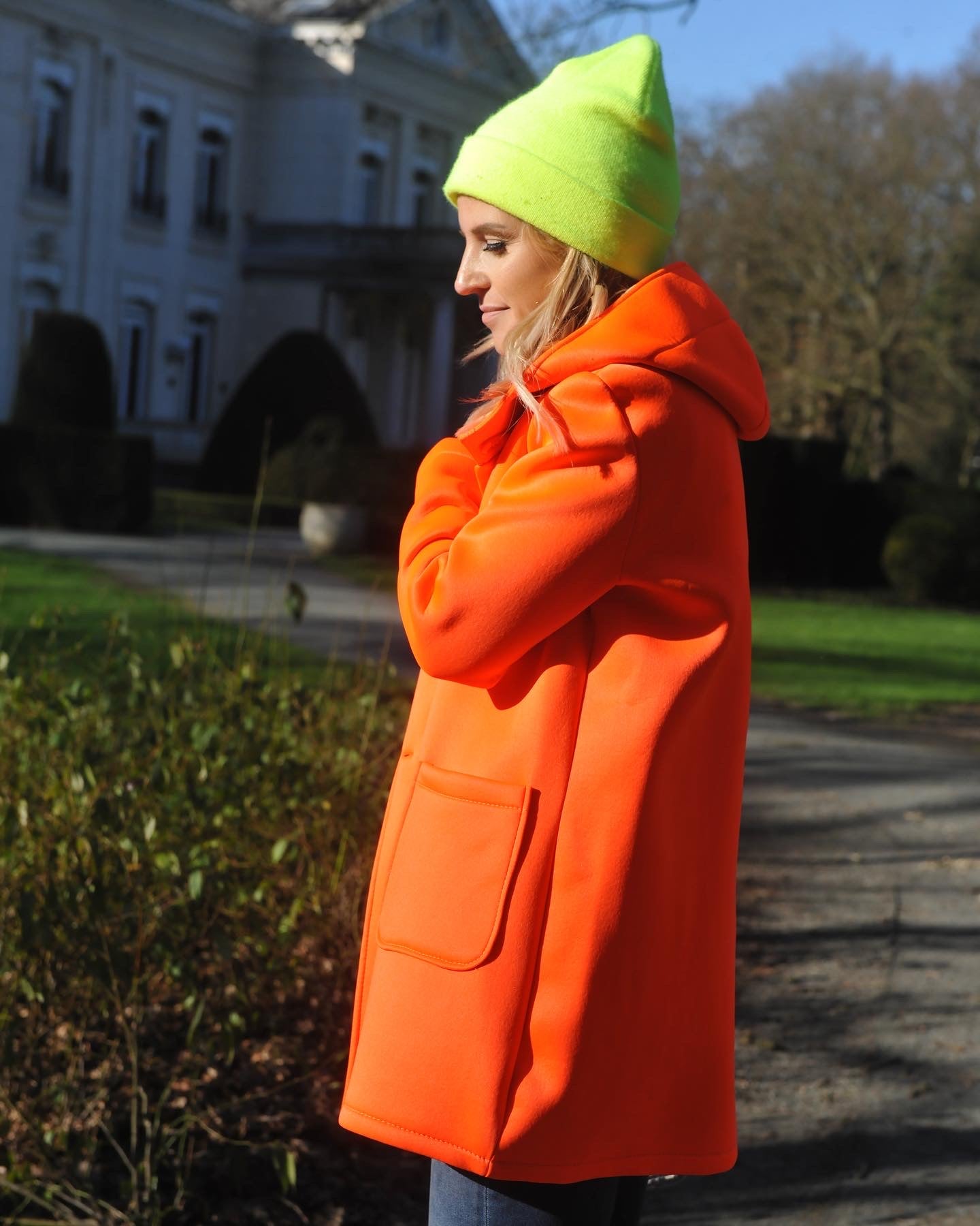 Neo fluo orange hooded coat
